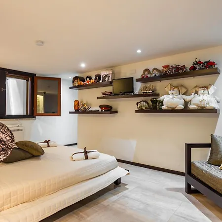 Rokkaria 度假居 *