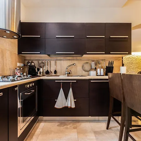 Rokkaria 度假居 维拉西米乌斯